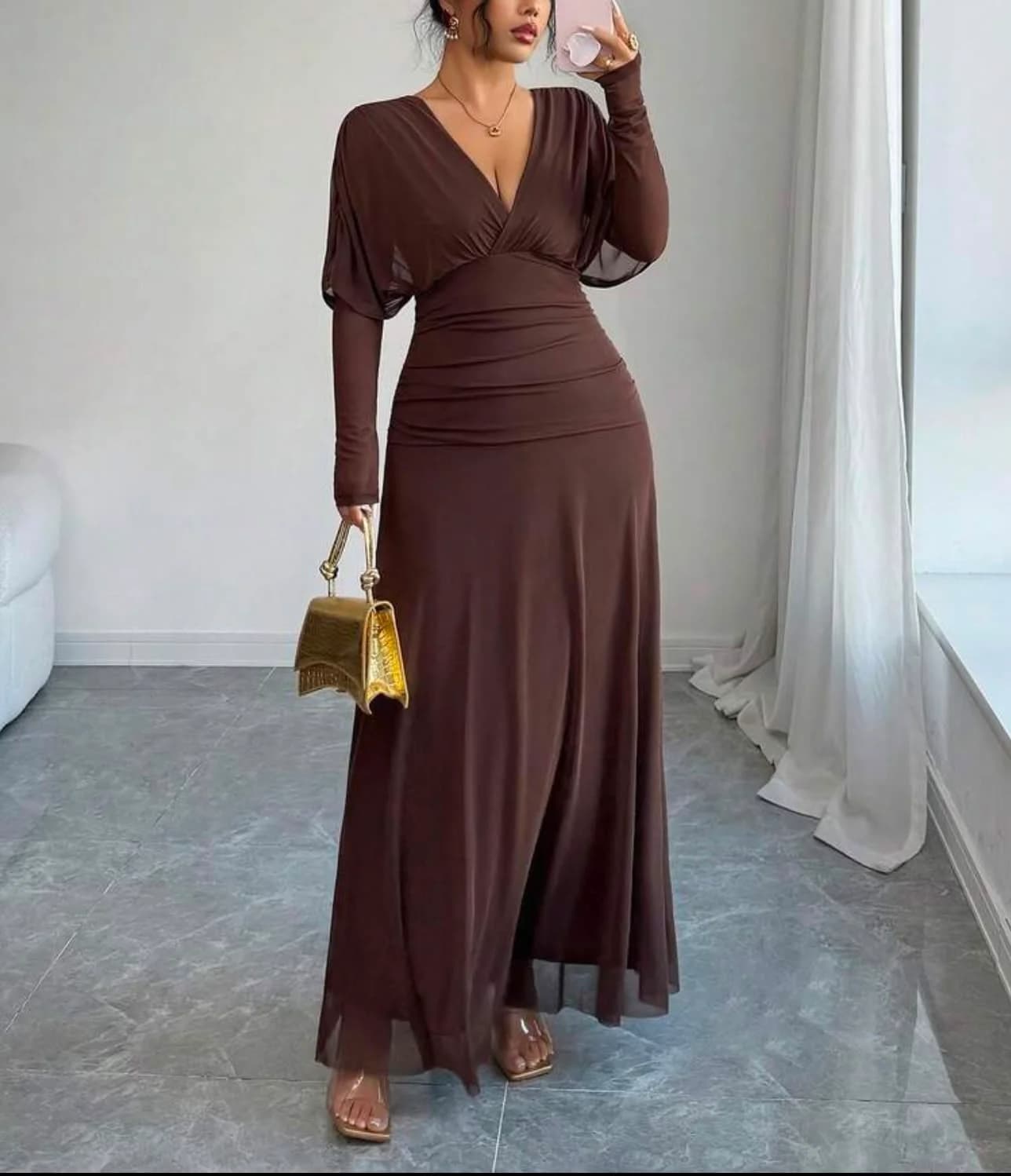 DRESS