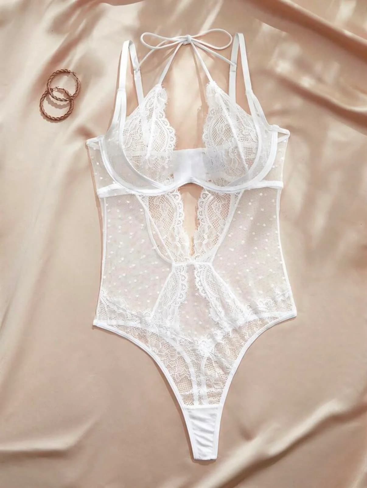 LINGERIE